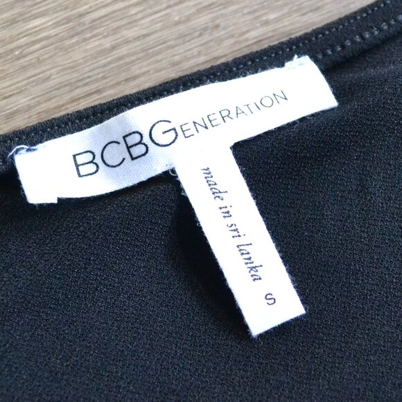 BCBGeneration Women's Black Wrap Front Twist Skort Romper Size Small - Picture 5 of 11